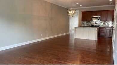 2506 Gallery Drive in Denver, NC - Building Photo - Building Photo
