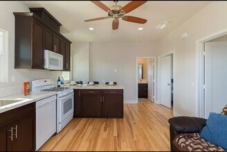 3564 Sydney Pl in San Diego, CA - Building Photo - Building Photo