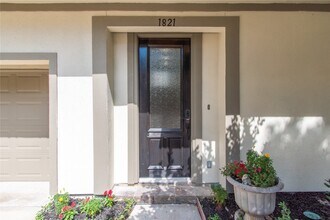 1821 Stanford St in Houston, TX - Foto de edificio - Building Photo