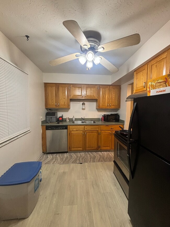 2472 Warren Pky in Twinsburg, OH - Building Photo - Building Photo