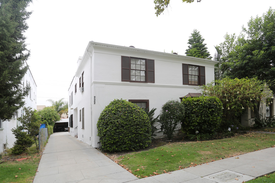 222 S Arnaz Dr in Beverly Hills, CA - Building Photo