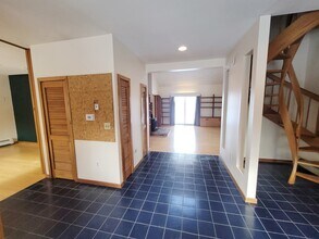 46 Long Hill Rd in Groton, MA - Building Photo - Building Photo