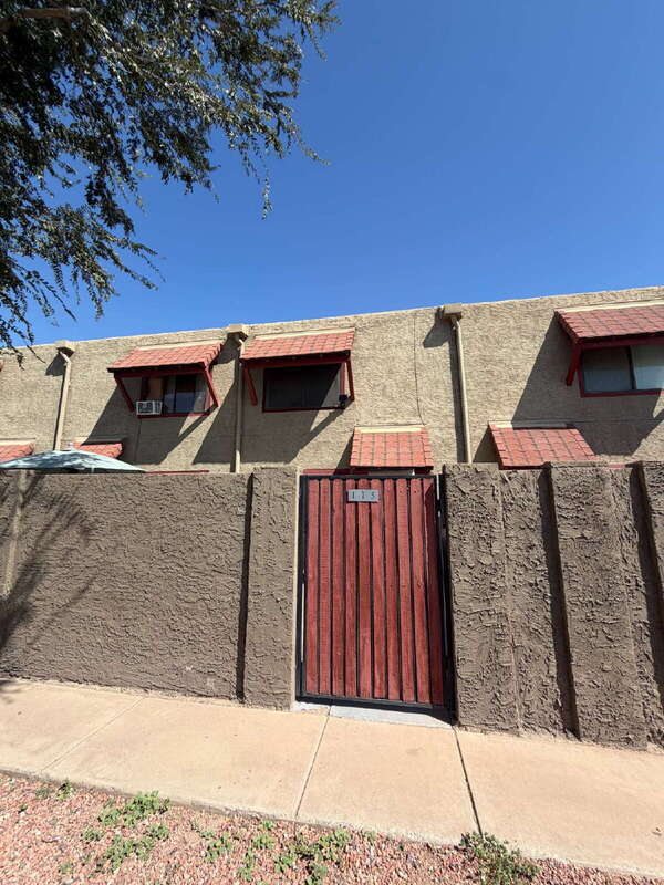property at 2724 W McLellan Blvd
