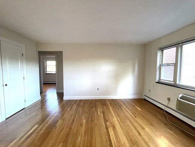 580 Salem St in Wakefield, MA - Building Photo - Building Photo