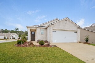 6721 Woodford Dr in Helena, AL - Building Photo