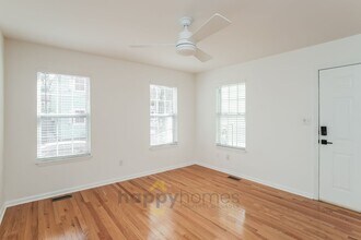 12 1/2 Nunan St in Charleston, SC - Building Photo - Building Photo