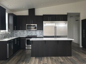 1654-1656 Mill St in Eugene, OR - Building Photo