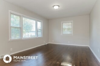 1113 Quincy St in Leavenworth, KS - Building Photo - Building Photo