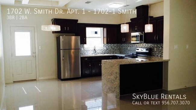 property at 1702 W Smith Dr
