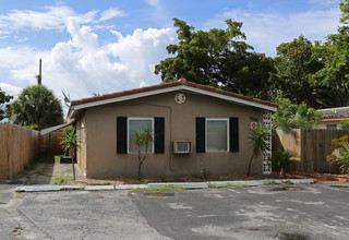 1516-1520 N Dixie Hwy in Fort Lauderdale, FL - Building Photo - Building Photo