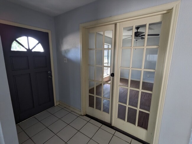 property at 7003 Livery Ln