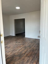 626 W Trotter St in Monticello, AR - Building Photo