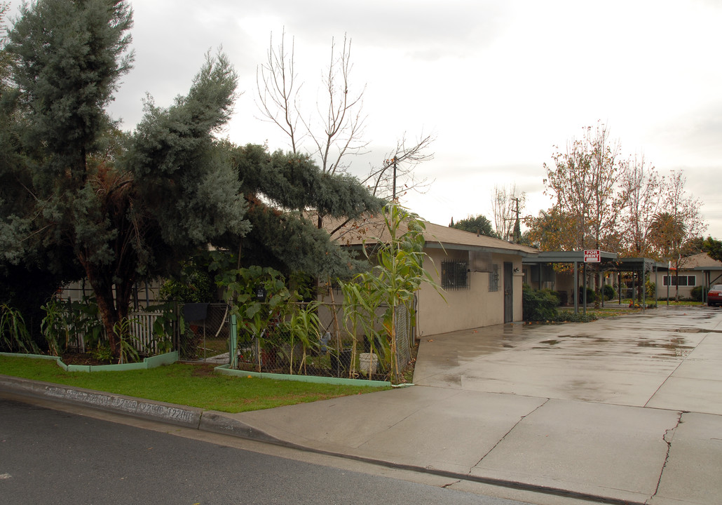 12208-1221 Morehouse St in El Monte, CA - Building Photo