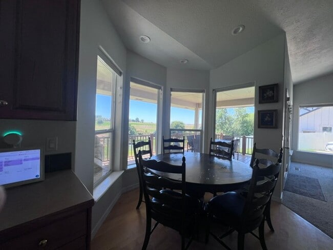 10443 W Deep Canyon Dr in Star, ID - Building Photo - Building Photo