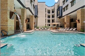15501 N Dial Blvd in Scottsdale, AZ - Building Photo - Building Photo
