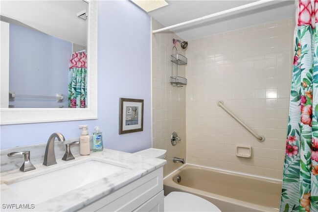 property at 1590 Trafalgar Ln