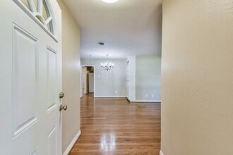 5231 Willowbend Blvd in Houston, TX - Building Photo - Building Photo