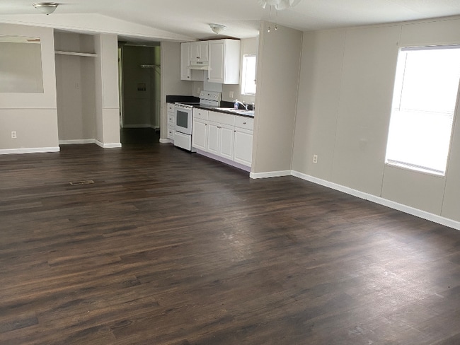 80 Redwood Ln in Atmore, AL - Building Photo - Building Photo