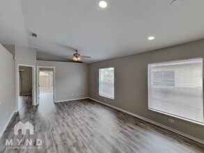 23100 Clearwater Pl in Land O Lakes, FL - Building Photo - Building Photo