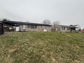 1724 Silver Ln in Lexington, KY - Building Photo
