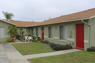 222 Hancock Bridge Pky in Cape Coral, FL - Building Photo - Building Photo