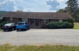 1029 Rowe St, Unit 1029 Rowe Street Unit 1 in New Tazewell, TN - Building Photo