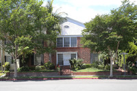 269 S Spalding Dr in Beverly Hills, CA - Foto de edificio - Building Photo