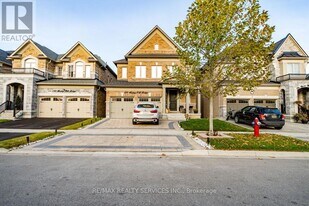 128 Rising Hill Ridge in Brampton, ON - Building Photo