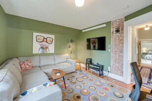 2323 Elizabeth St in Bellingham, WA - Building Photo