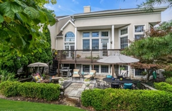 41 Dickinson Rd in Basking Ridge, NJ - Building Photo - Building Photo