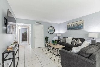 1220 N 44th St, Unit 1 in Phoenix, AZ - Building Photo - Building Photo