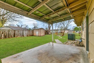 5855 Beldart St in Houston, TX - Building Photo - Building Photo