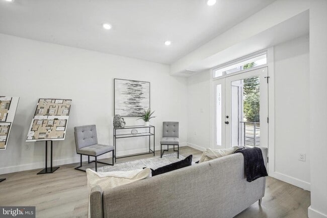 2495 Alabama Ave SE in Washington, DC - Building Photo - Building Photo