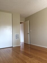 47 Dearborn Pl-Unit -APT 30 in Goleta, CA - Building Photo - Building Photo