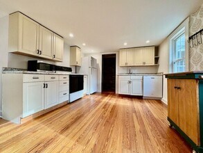 567 Firetown Rd in Simsbury, CT - Building Photo - Building Photo