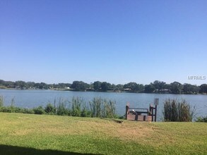 1920 E Edgewood Dr-Unit -N12 in Lakeland, FL - Building Photo - Building Photo