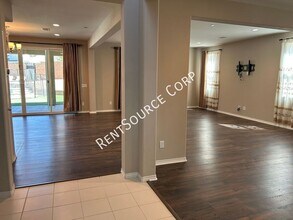 41704 Wayladn Ct in Lancaster, CA - Building Photo - Building Photo
