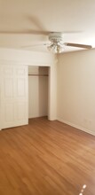 1411 5th St in Pleasanton, TX - Building Photo - Building Photo