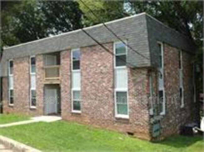 property at 2817 Colt Dr NE
