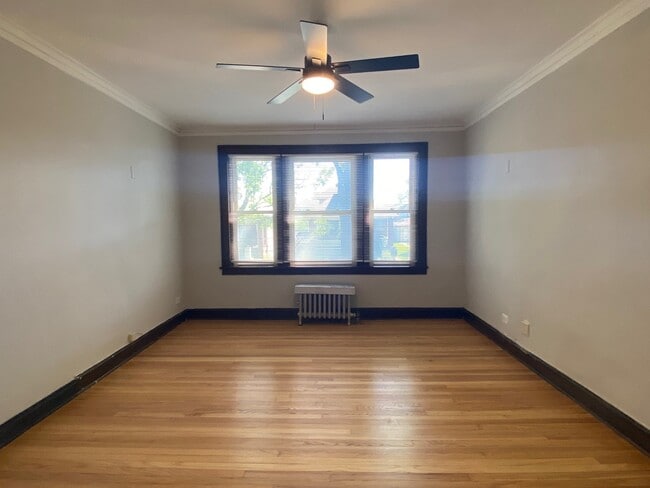 5542 W Leland Ave in Chicago, IL - Building Photo - Building Photo