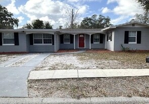 431 Iris Rd in Casselberry, FL - Building Photo