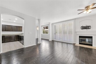 1405 San Juan Hills Dr in Las Vegas, NV - Building Photo - Building Photo