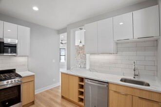 7508 N Eastlake Ter, Unit 1E in Chicago, IL - Building Photo - Building Photo