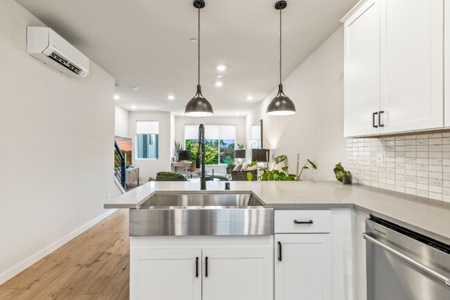 2126 N 147th St in Shoreline, WA - Building Photo - Building Photo