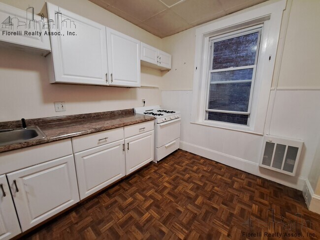 88 Prince St, Unit 3