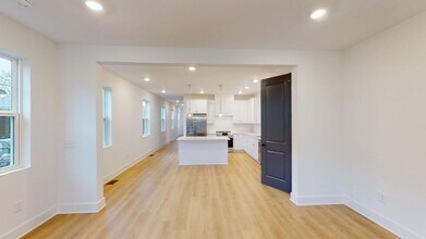 602 S 11th St in Nashville, TN - Building Photo - Building Photo