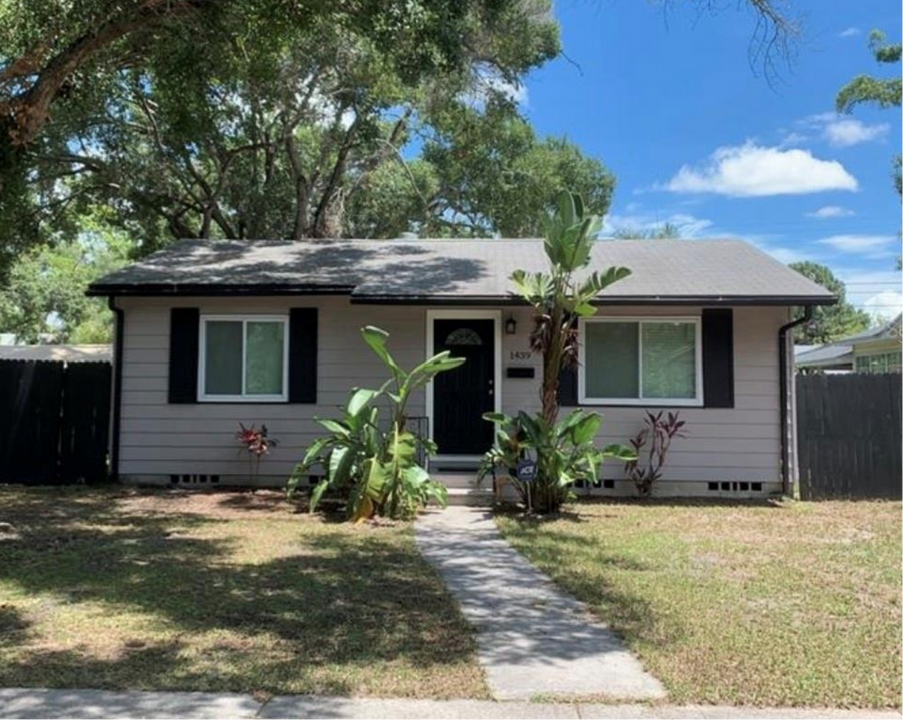 1439 39th Ave N in St. Petersburg, FL - Building Photo