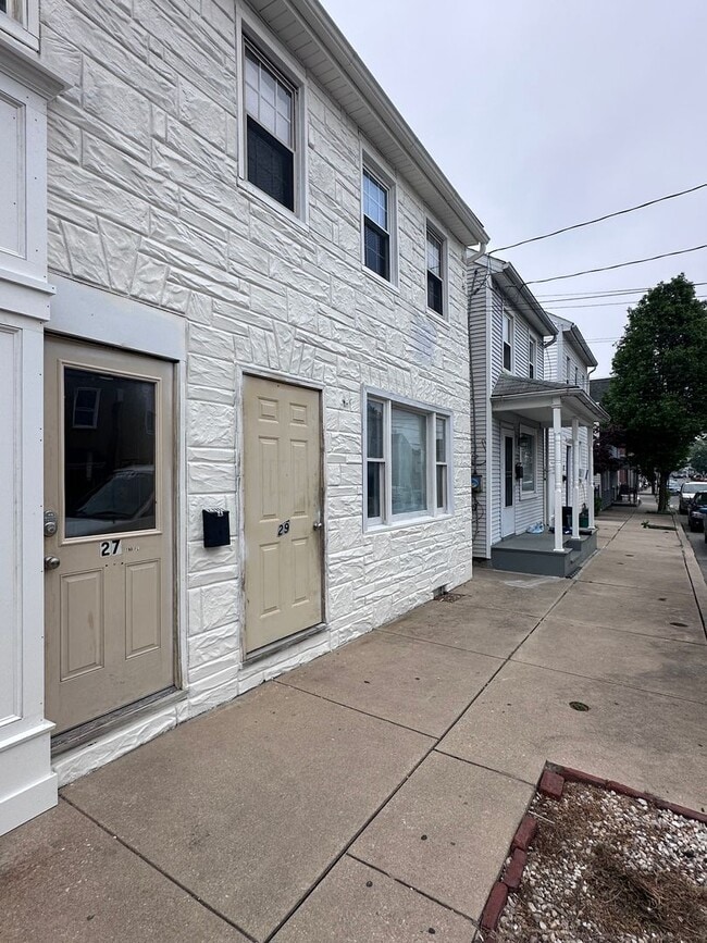 29 S 5th St in Columbia, PA - Building Photo - Building Photo