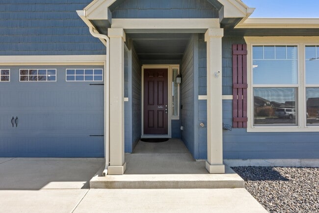 4609 Junco St in Moses Lake, WA - Foto de edificio - Building Photo