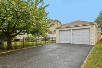 166 Franklin Ave in Hawthorne, NJ - Building Photo - Building Photo